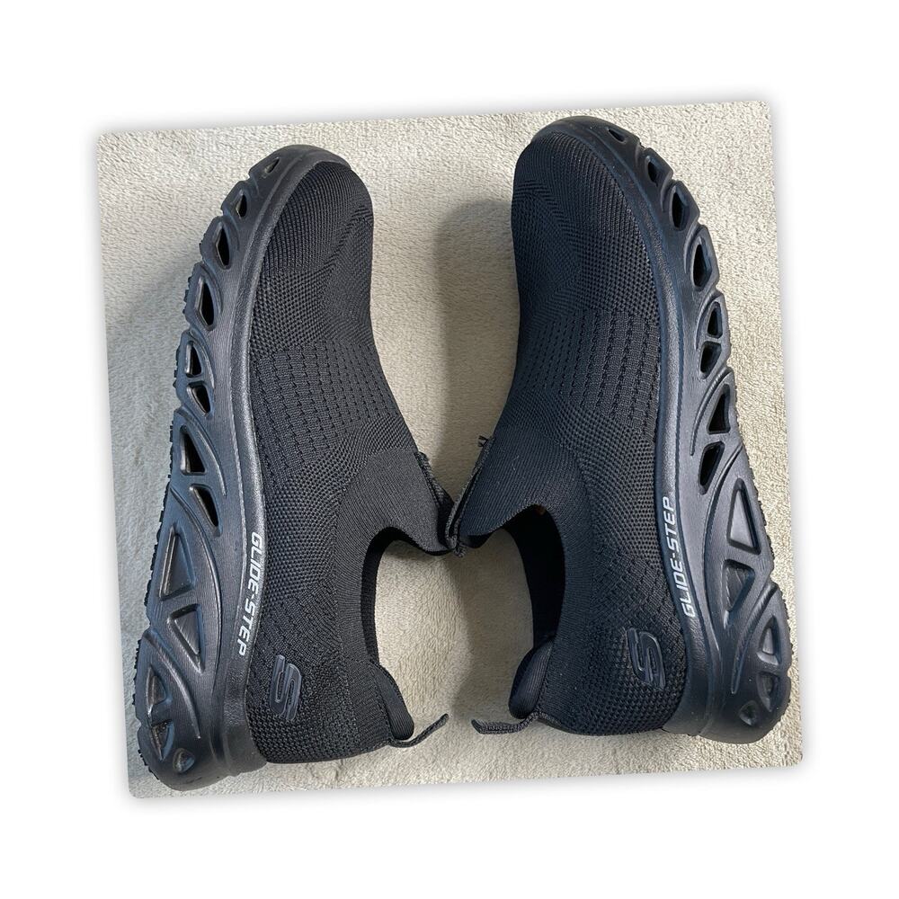 Skechers Shoes Womens Size 7.5 Black Slip On Air Cooled Memory Foam Glide-Step